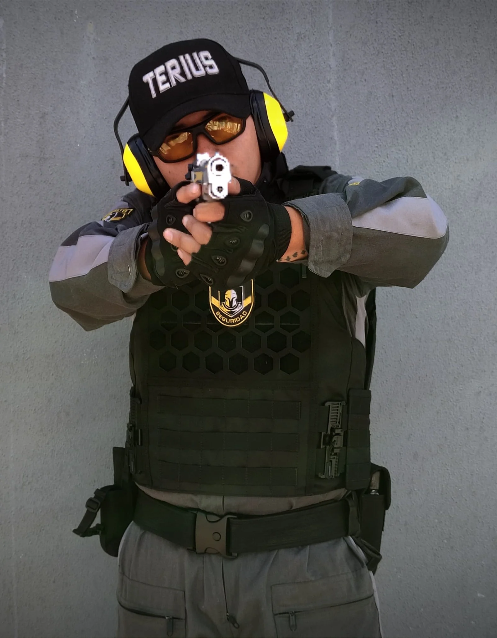 Agente TERIUS SEGURIDAD durante entrenamiento